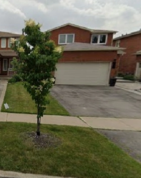 4 Bedroom for rent in Woodbridge Image# 1