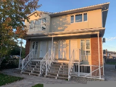 Fully Furnished One Bedroom Apart / Appartement meublé 1 Chambre Image# 3