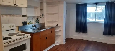 Hamilton Mountain Bachelor $1095.00 Inclusive 289-700-8432 Image# 7