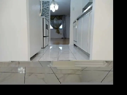 2 bdrm 1 bth Condominium Home Open House pvt Parking Balcony Image# 5