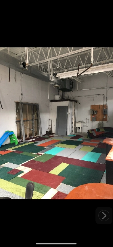 Commercial/Industrial Units Warden/Lawrence Image# 6