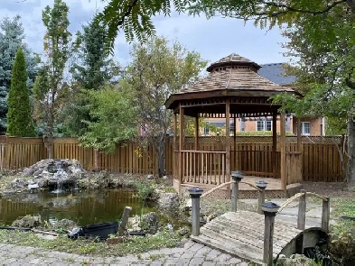 WHITBY room for rent (female) Image# 6