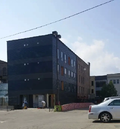 1 Bdrm Apt - Dundas St - Available Jan 1st, 2026 Image# 4