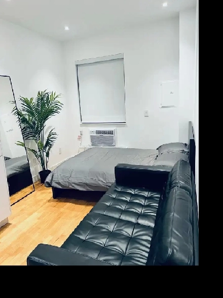 MOVE IN TODAY | Bachelor Unit | Short-Term | Downtown TORONTO Image# 4