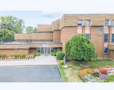 3-Bed • 1-Bath Main Floor Unit – Move-In Ready! Image# 1