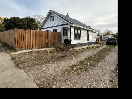 House for Sale in Consort, Alberta Image# 5