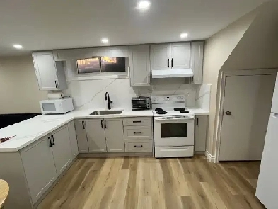 furnished room - avail asap - $800 Image# 1