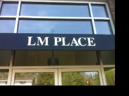 Executive 2 bedroom near downtown and campus Image# 13