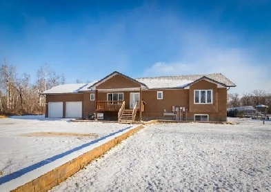 Stunning 5bdrm 1600  Sqft Bungalow w/ Insulated Att Dbl Garage! Image# 3