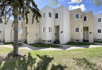 Furnished 3 Bedroom Townhouse - 780-729-9007 Image# 7