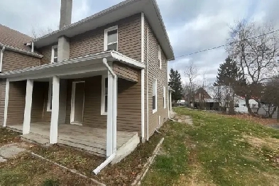 21 Sidings Street - 3 bed, 1 bath - 21 Sidings House for Rent Image# 14