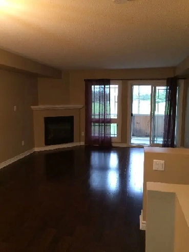 For Rent: Beautiful Executive Terrace home in Centrepointe Image# 8