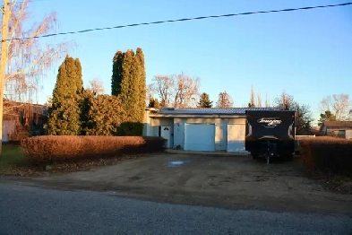 31 Queen St, Clavet, Sask. Image# 3