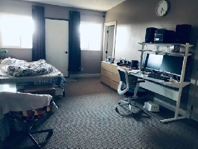 A large furnished master bedroom on 2nd floor for rent (NW) Image# 6