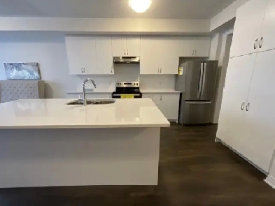 Student Room Rental $475/month Image# 9