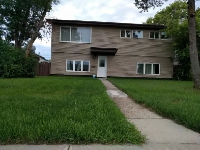 Two (2) bedrooms suite nearby West Edmonton Mall, Mayfield Commo Image# 8