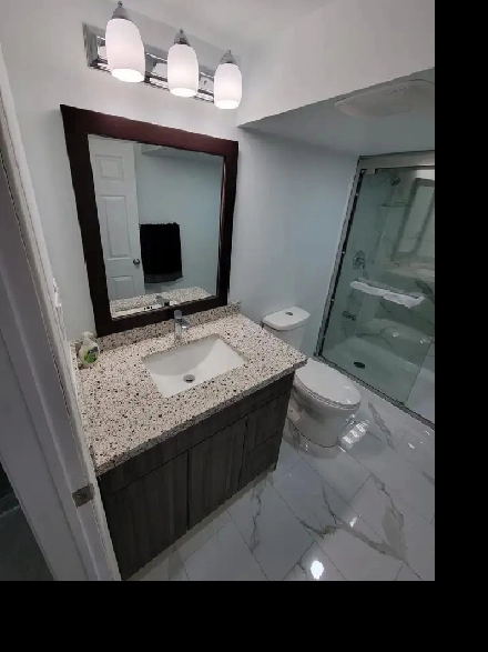 Room available for 2 girls Image# 1