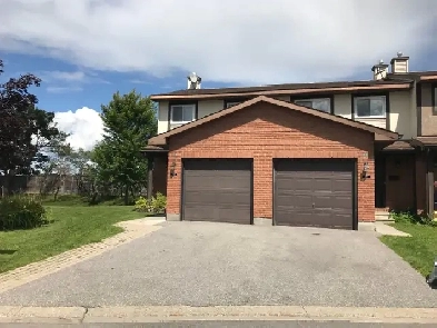 Kanata Townhouse (Katimavik) Image# 3