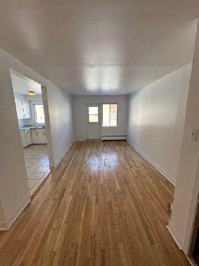 3 1/2 MEUBLÉ Image# 4