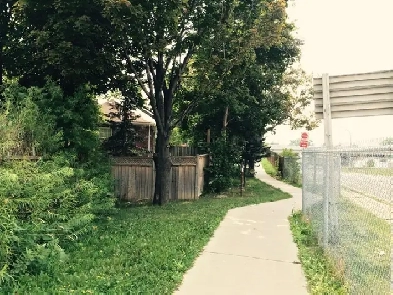 Unbeatable Location! 3BR/2BA Just 10 Seconds from Subway Station Image# 6