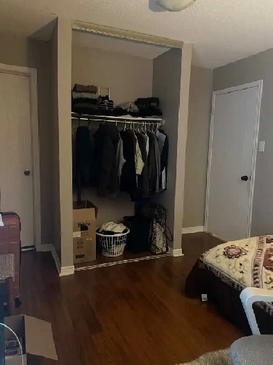 ALL INCLUSIVE - Room For Rent Near UWO Image# 2