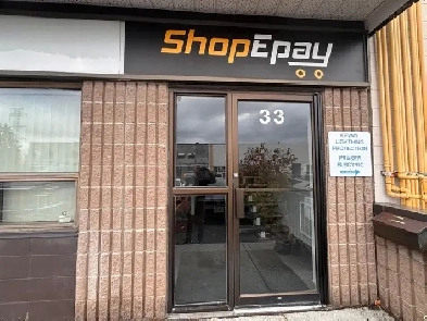 Office Space - Nicely Finished - Well Located Thurston Drive! Image# 9