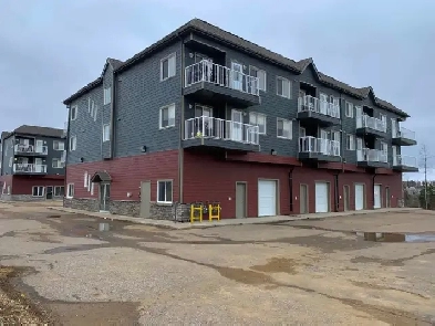 2 Bedroom & 2 Bathroom Condo Image# 1