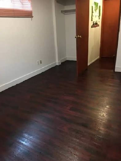 4 min walk to Lions Park Ctrain/North Hill Mall/6 min Downtown Image# 3