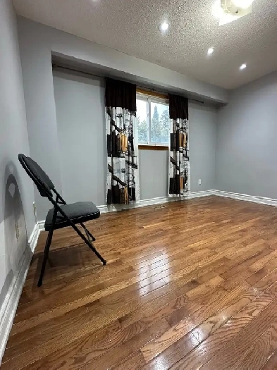 Private Room for Rent in Scarborough Image# 3