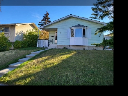 NE-Marlborough, 3 Bedrooms only main floor $1900/month   UT. Image# 2