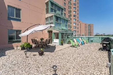 room offered in a luxurious condominium located Kipling/steeles Image# 2