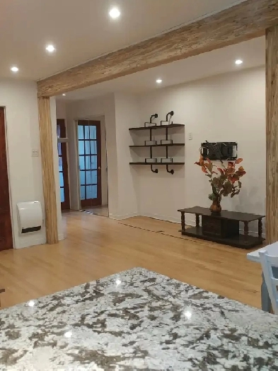 Chambre meublee tout inclutBerriUqamFully furnished room