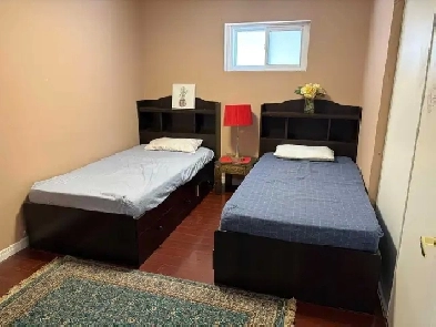 Spacious 3-Bedroom Walkout Basement for Rent – McLaughlin & Oak Image# 6