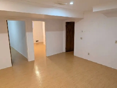 Edgemont Basement Suite for Rent Image# 2