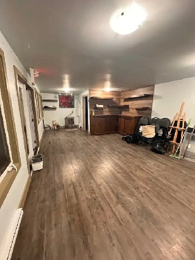 Commercial UnitStudio for rent