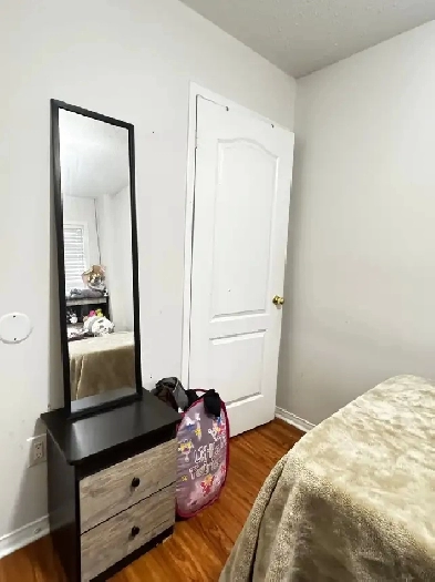 room for rent available for girl only Image# 6