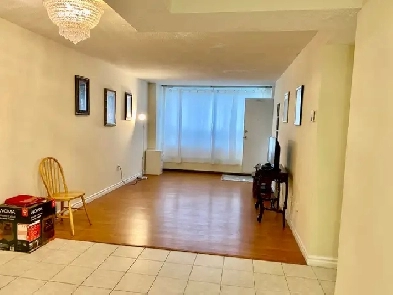 NOW AVAILABLE CONDO CORNER GROUND LEVEL PATIO/BACKYARD ENTRANCE! Image# 10