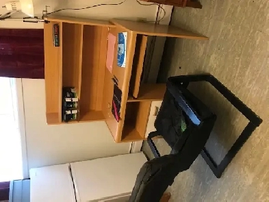 Chambres (2) à louer pour étudiants seulement Image# 6