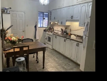 Victorian Style Home For Rent (Annex) Image# 2