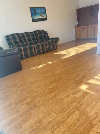 All Utilities  WiFi included Balcony 5 min Franklin Ctrain