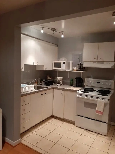 Chambre disponible 700$ dès 1 janvier 2026 (fr/ang /spg ) Image# 8