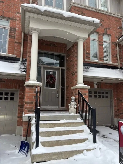 Townhouse For Rent Image# 4