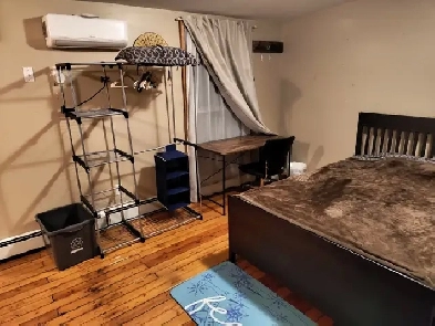 Bachelor for Rent, FURNISHED, ALL INCL., Close to Queen's & KGH Image# 5