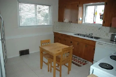 TWO BEDROOMS Image# 3