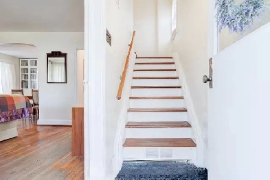 Upper Level Unit for Rent Image# 5