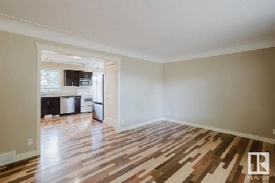 3-BEDROOM MAIN FLOOR RENTAL in Quiet ARGYLL, Edmonton Image# 6