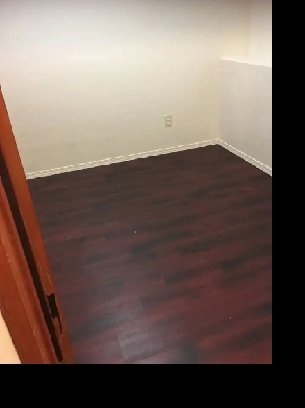 4 min walk to Lions Park CtrainNorth Hill Mall6 min Downtown