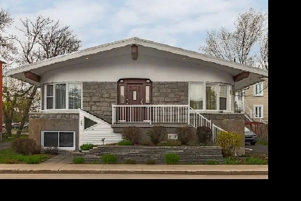 Belle chambre à louer, Ave. Ducharme Libre WIFI Image# 6