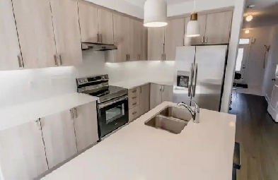 FULL HOUSE   Unfinished Basement for Lease (Wasaga Beach)  Image# 8