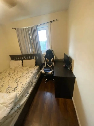 Private Room   Private Washroom – Female Only – All Inclusive Image# 6